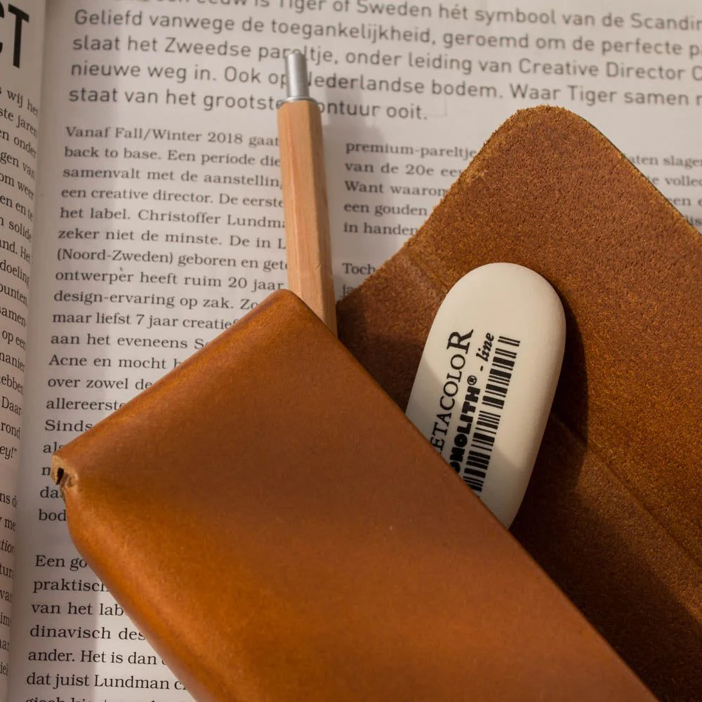 Alan Pen Case - Image 31