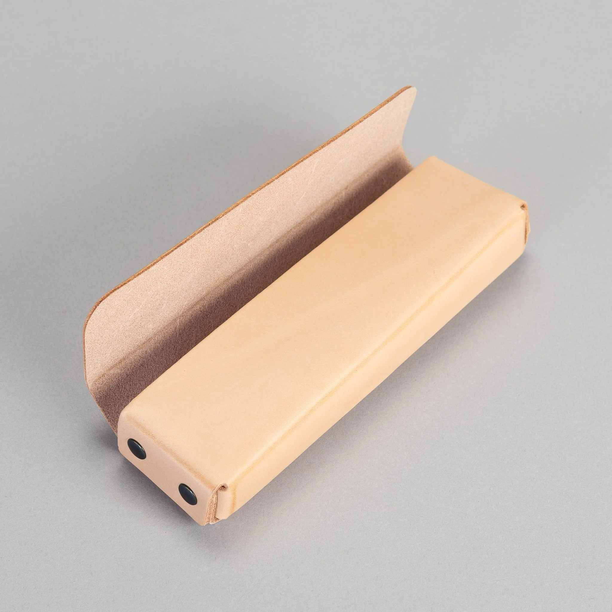 Alan Pen Case - Image 8