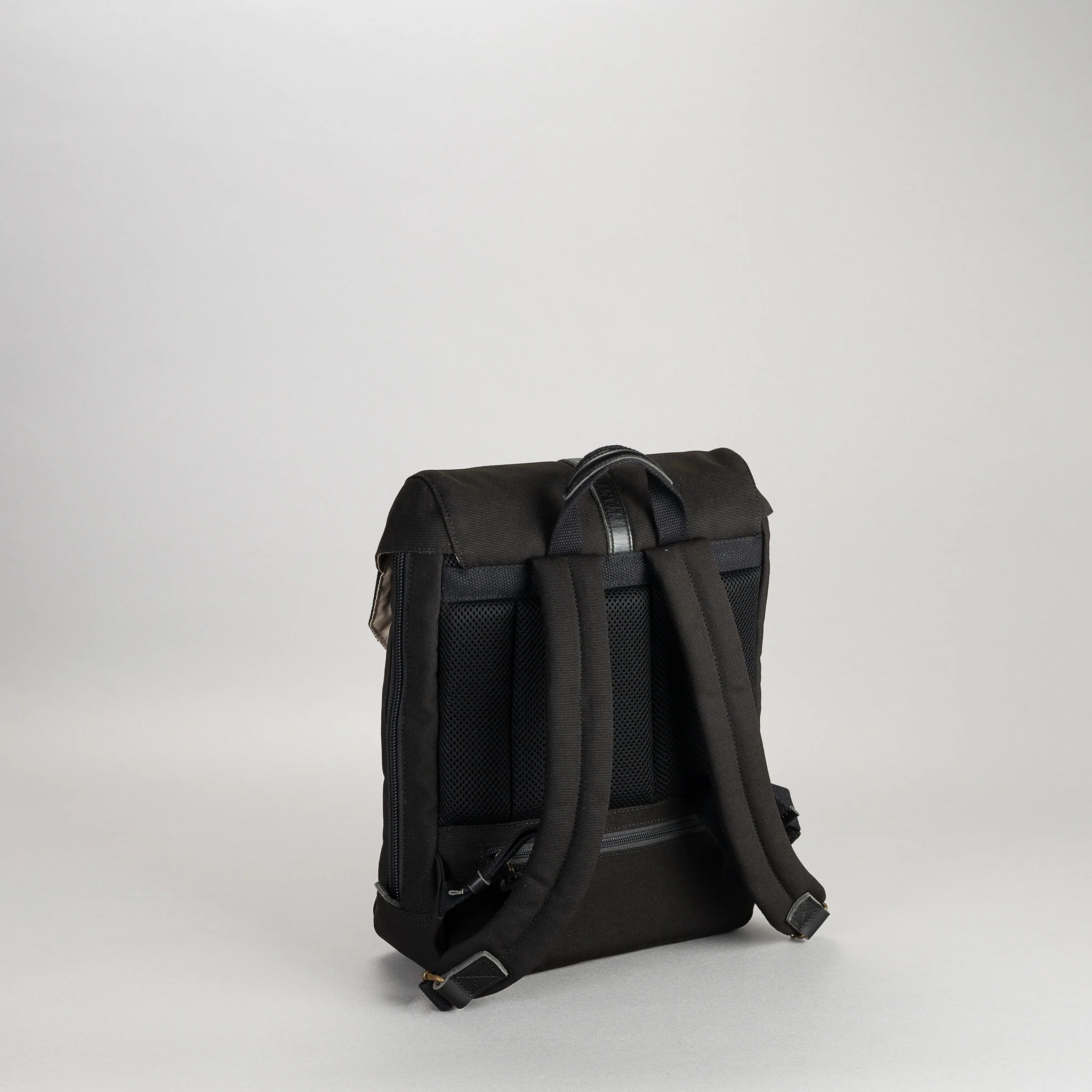 Charlie Backpack | 9L - Image 18