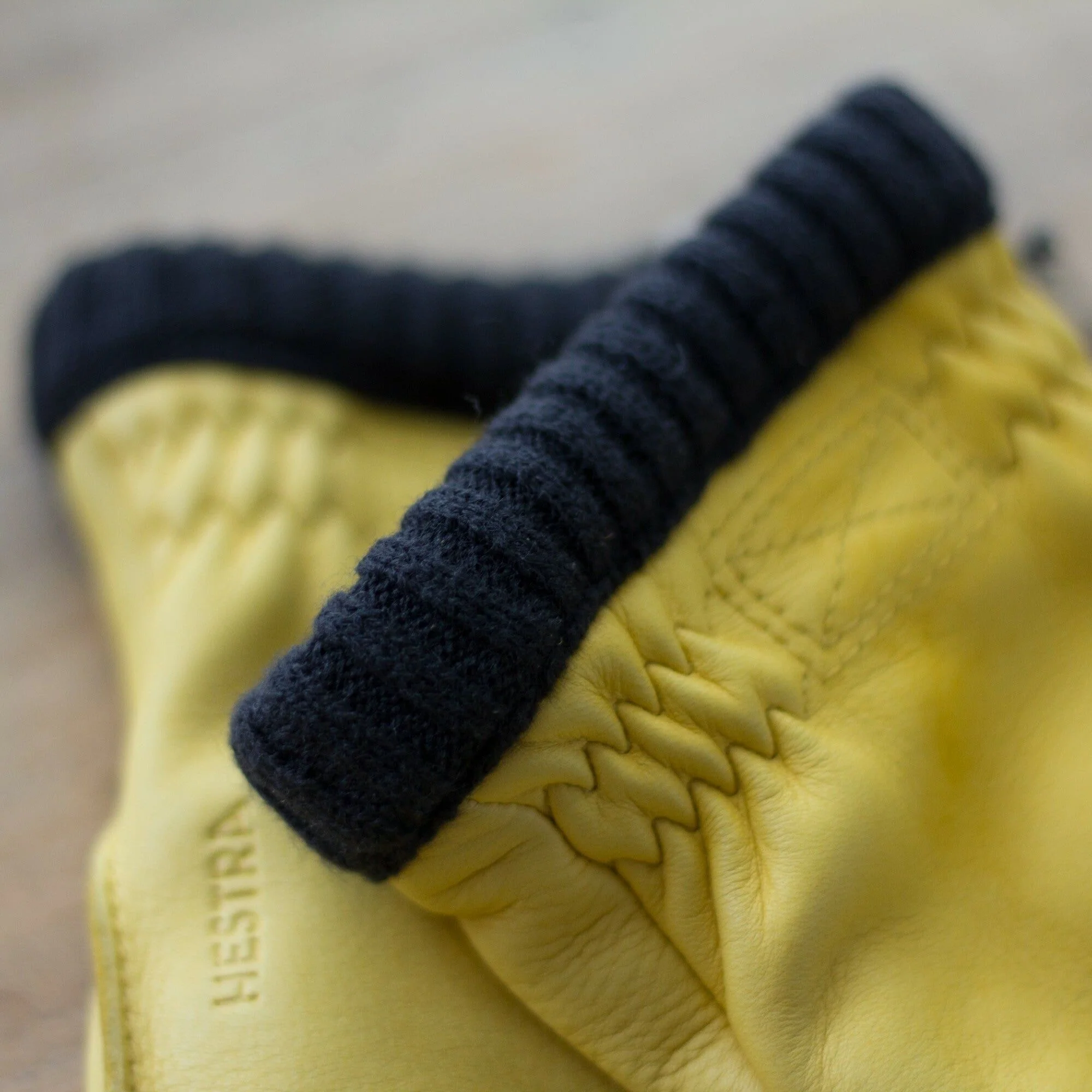 Gloves Deerskin Primaloft - YELLOW - Image 17