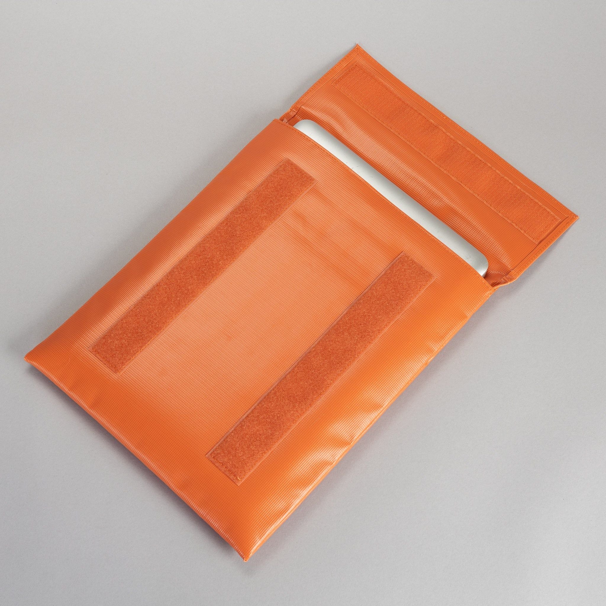 Laptop Sleeve 14 " - Image 18