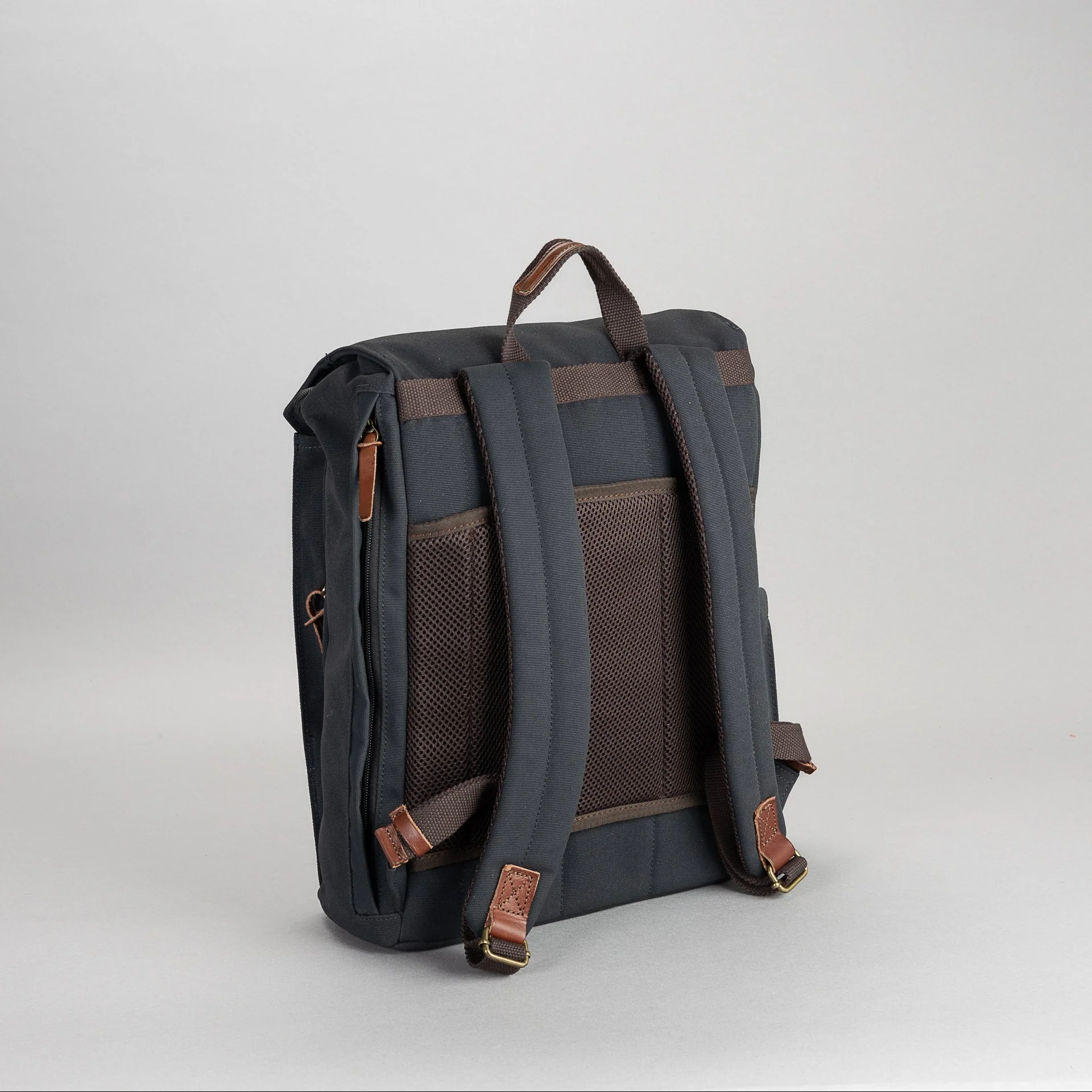 Hunter Backpack | 13L - Image 15