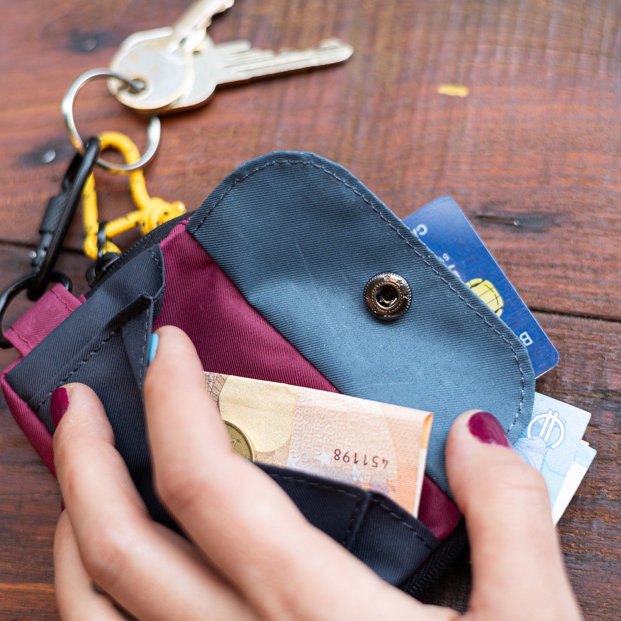 Ian Coin Pouch - Image 18