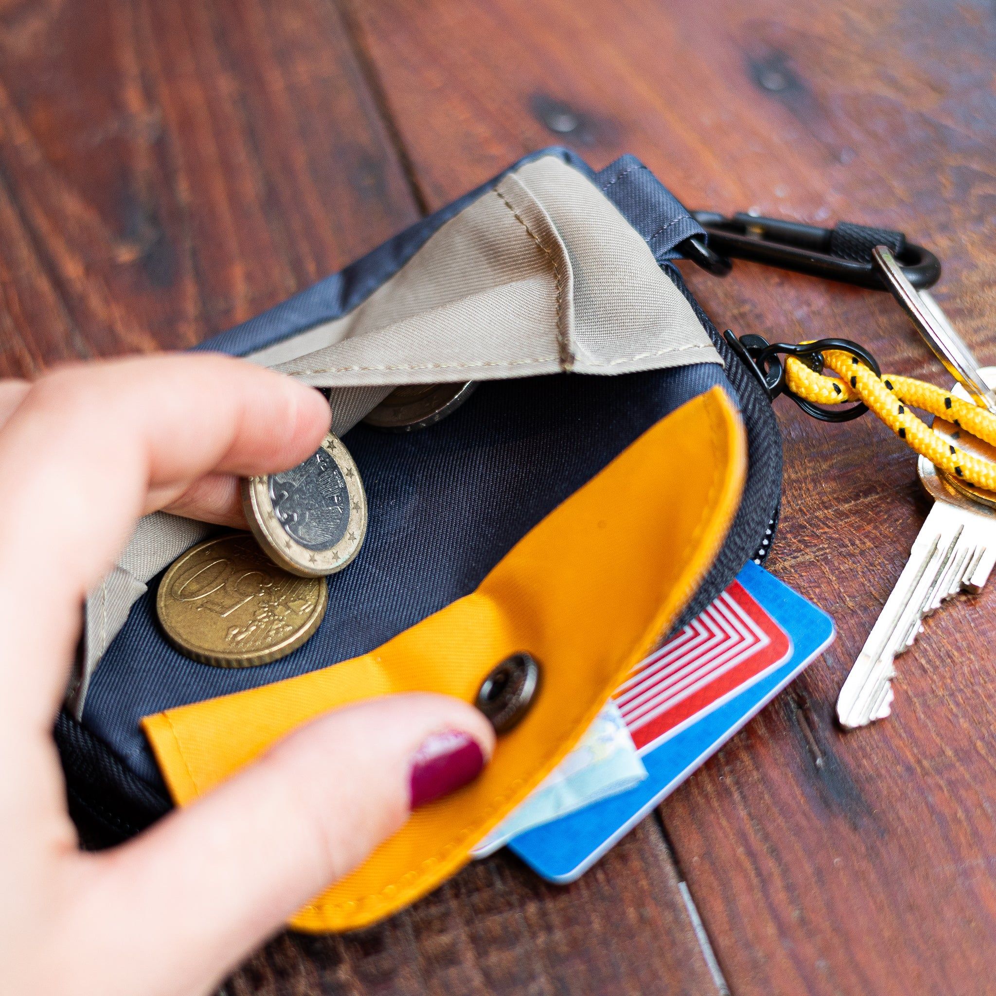 Ian Coin Pouch - Image 24