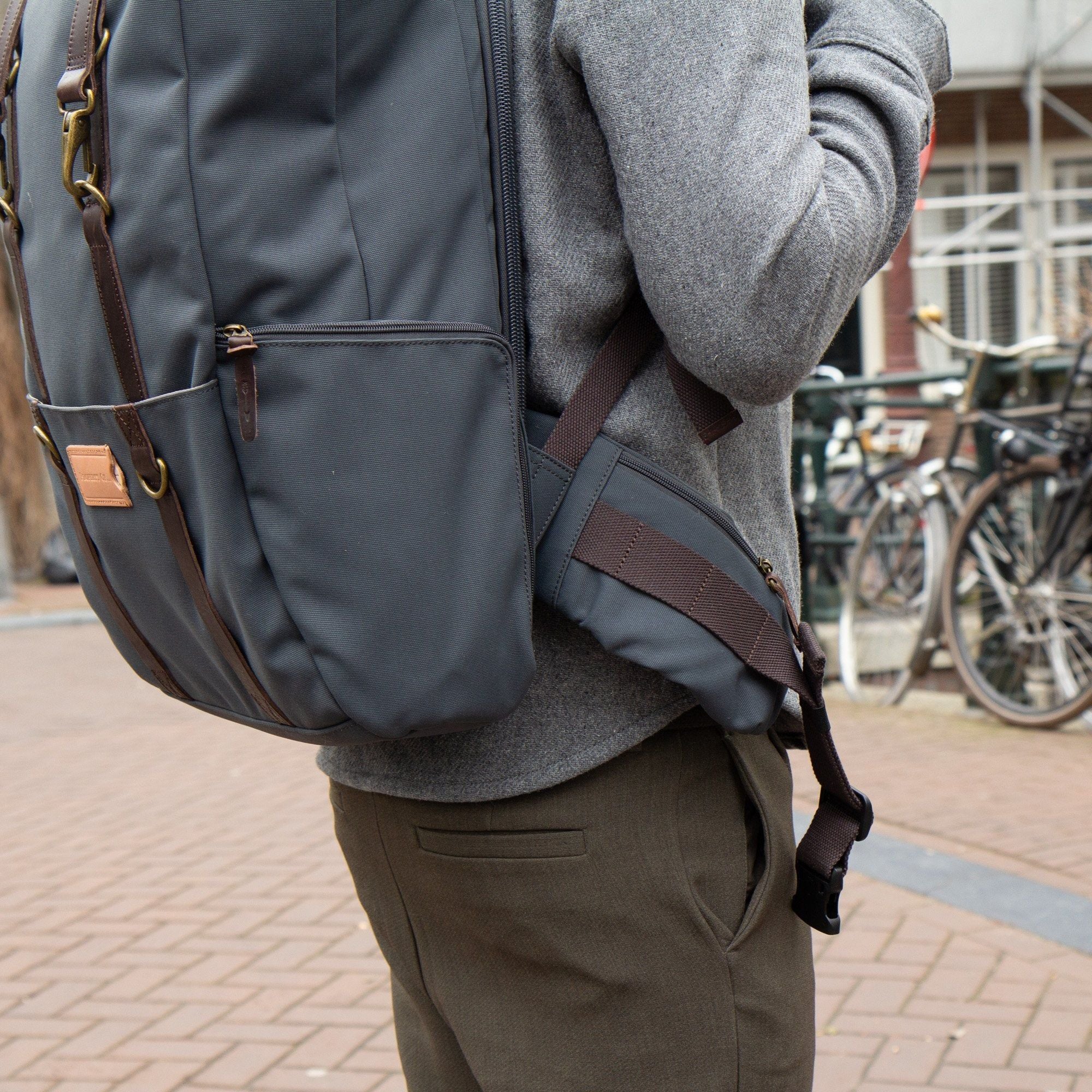 Karl Travel Backpack | 44L - Image 3