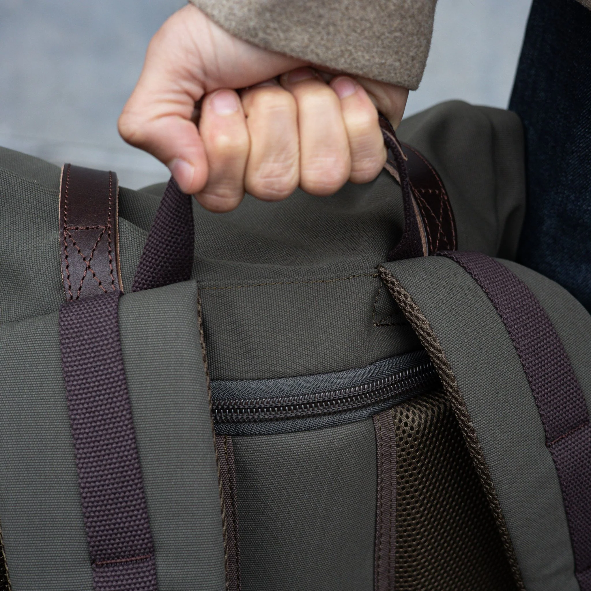 Karl Travel Backpack | 44L - Image 30