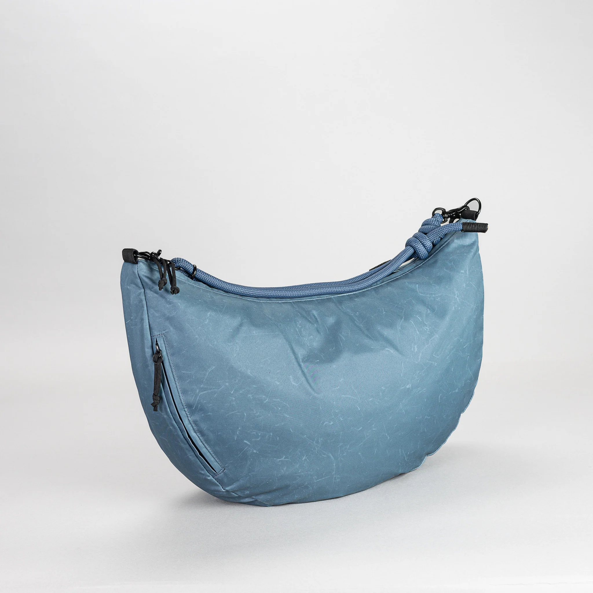 Lea Sling Bag - Image 26