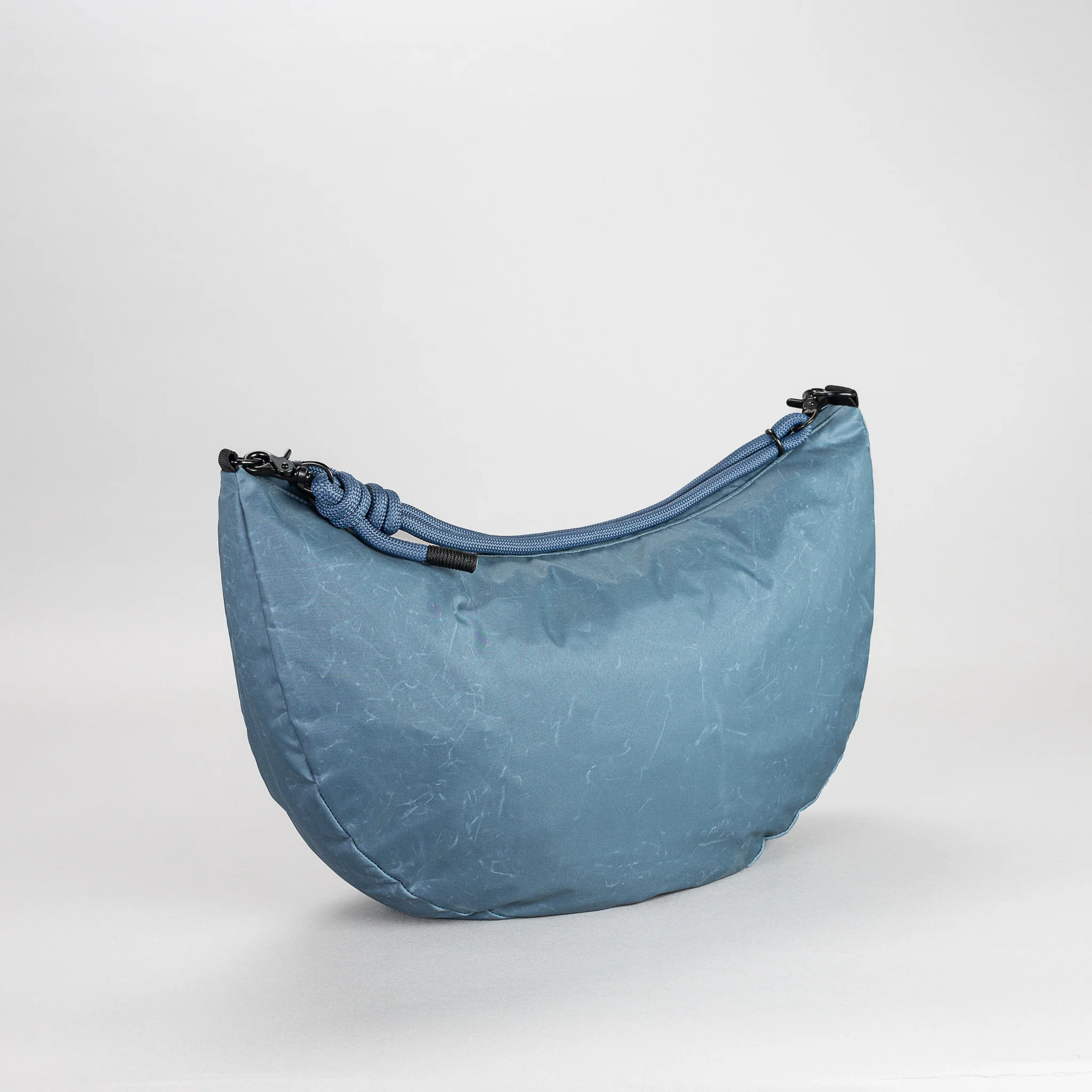 Lea Sling Bag - Image 27