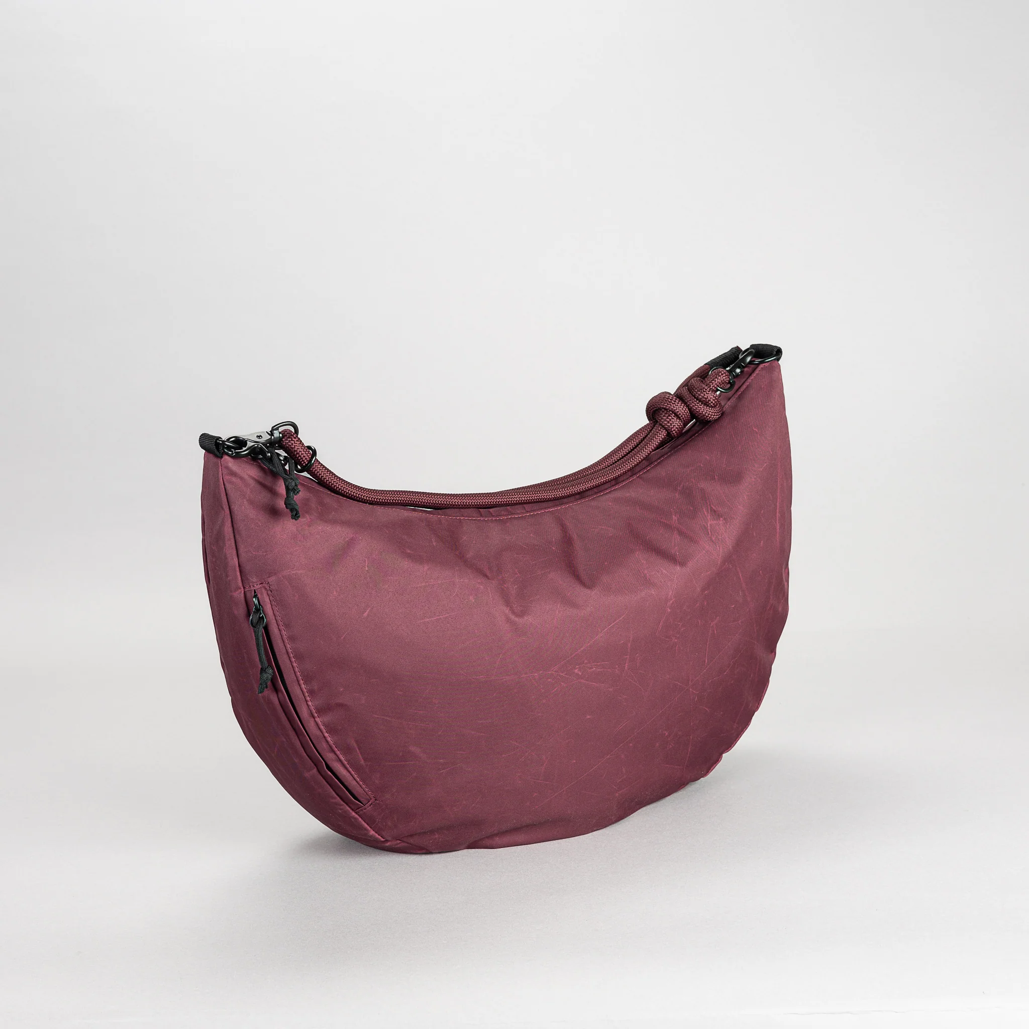 Lea Sling Bag - Image 28
