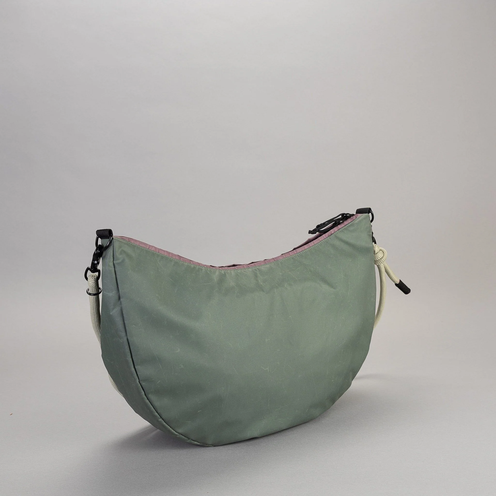 Lea Sling Bag - Image 5