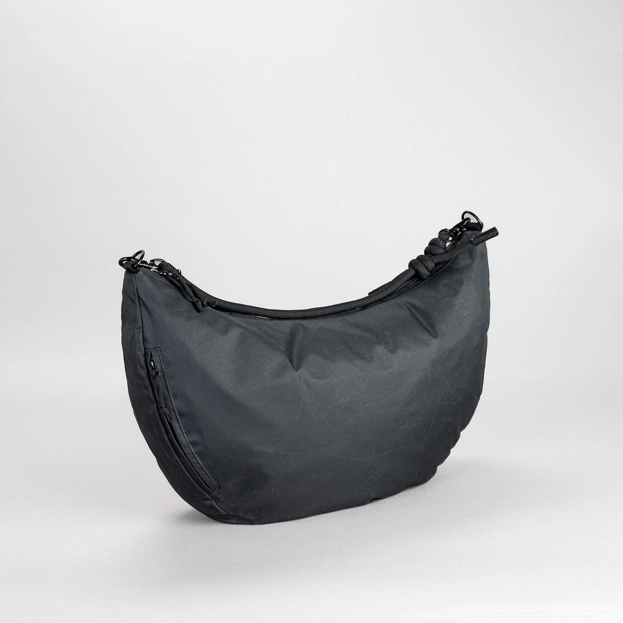Lea Sling Bag - Image 6