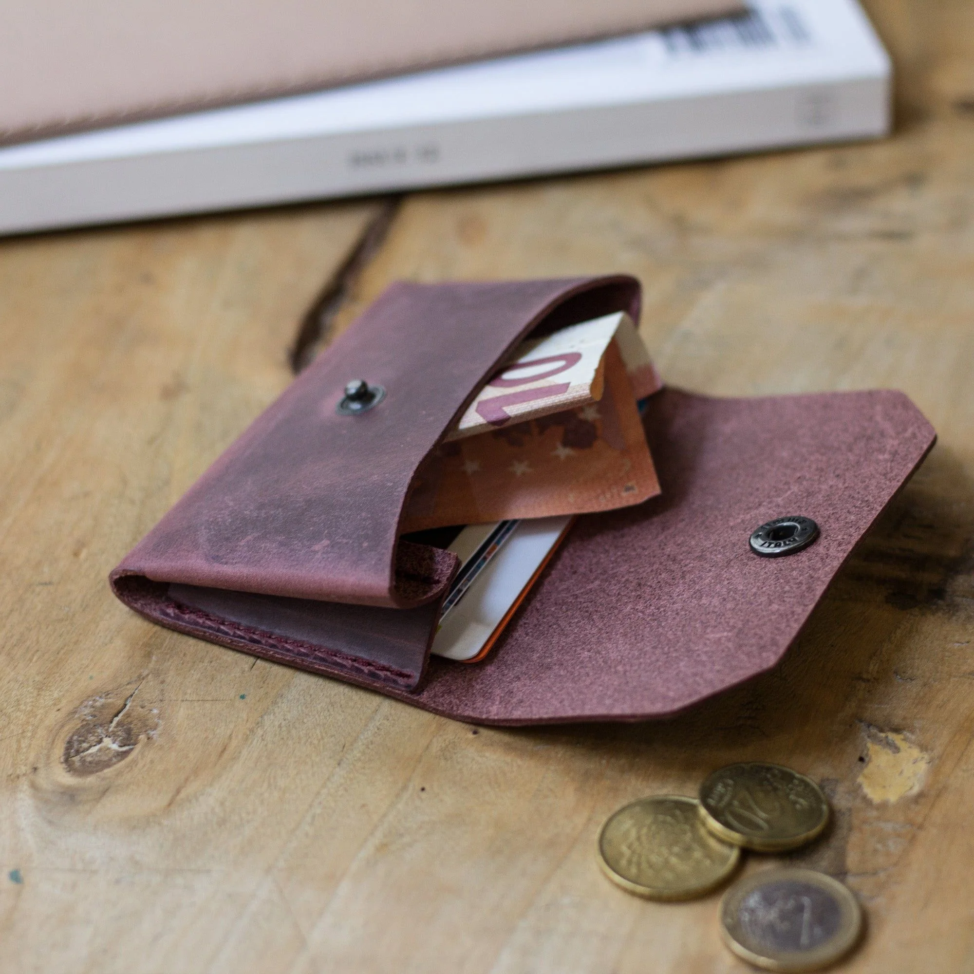 Milo Cardholder - Image 37