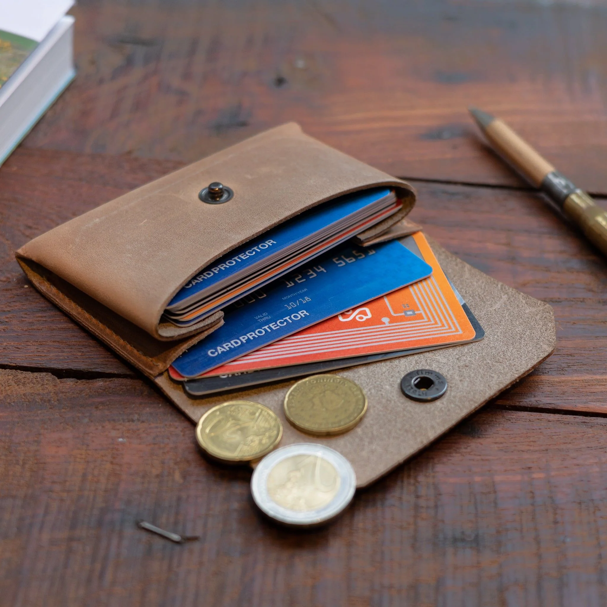 Milo Cardholder - Image 55