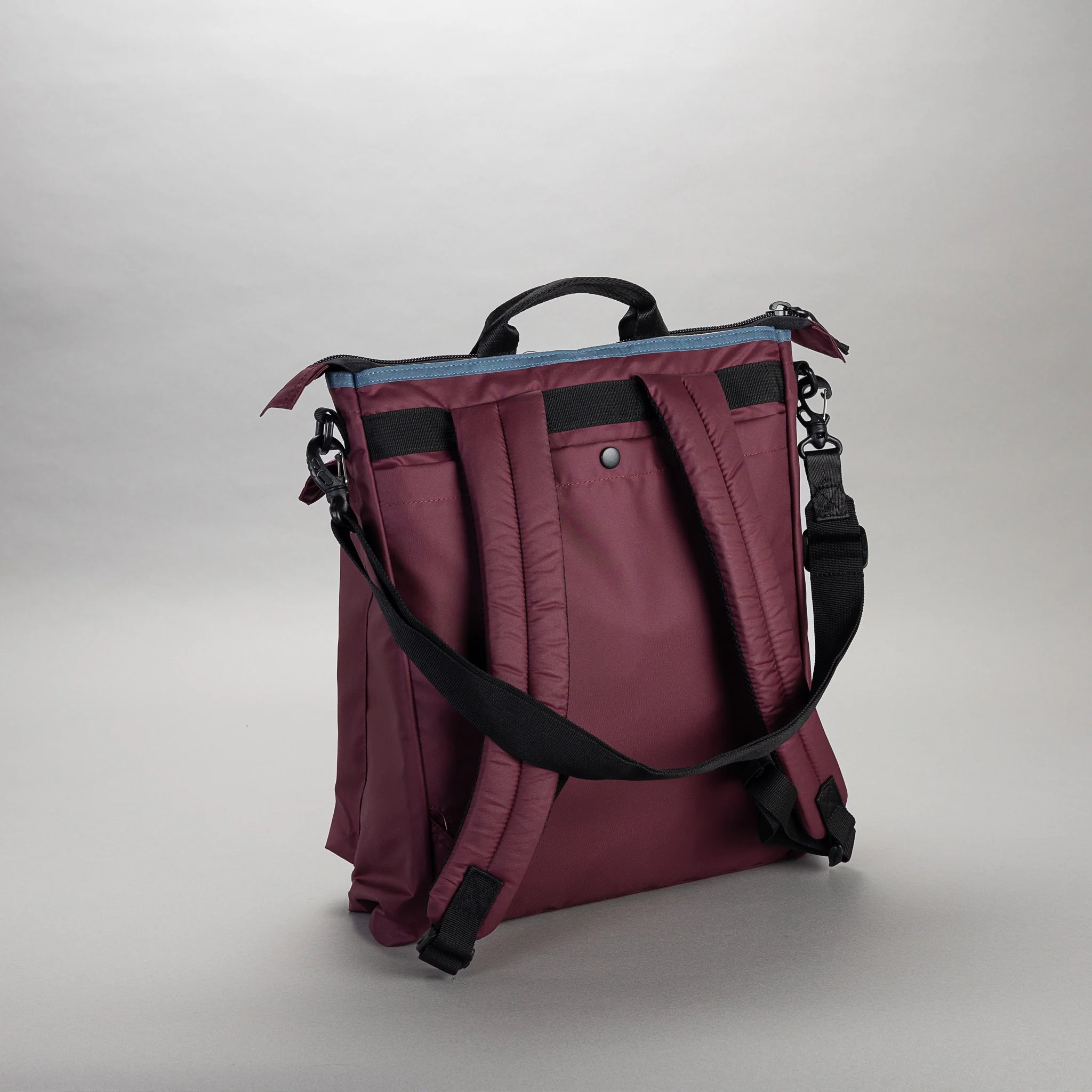 Zoe Backpack | 14L - Image 7